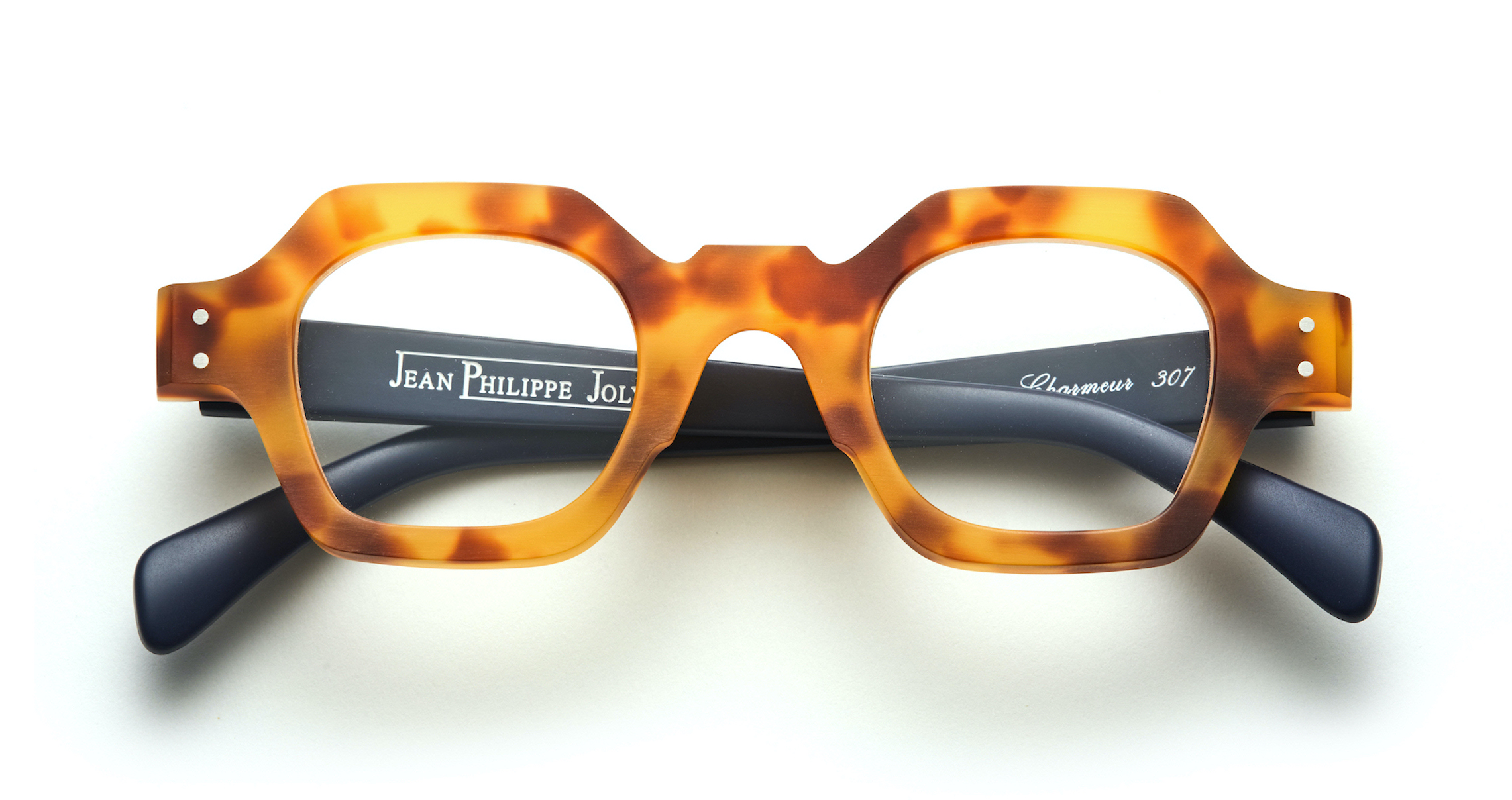 JEAN PHILIPPE JOLY | GLOBE SPECS グローブスペックス